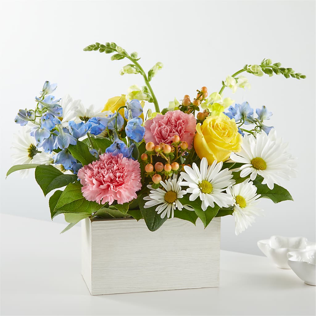 Sun Salutation Box Bouquet – The Arrangement Smiles Unlimited Llc, Anderson IN