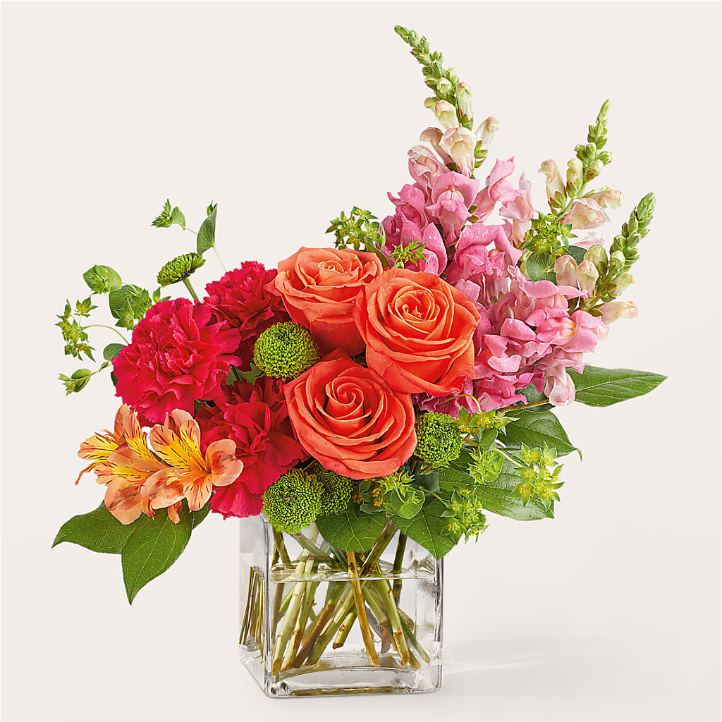 Cosmopolitan Bouquet – The Arrangement Smiles Unlimited Llc, Anderson IN