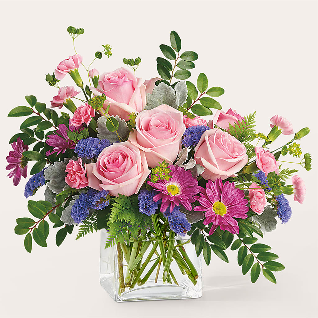 Starlet Bouquet – The Arrangement Smiles Unlimited Llc, Anderson IN