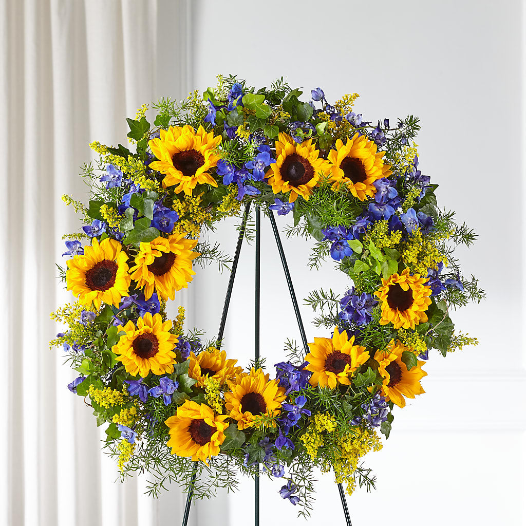 Bright Rays Wreath – The Arrangement Smiles Unlimited Llc, Anderson IN