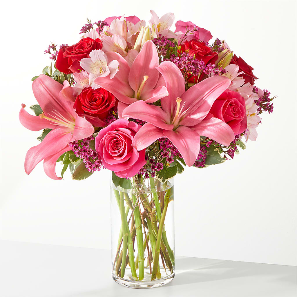 Lucky in Love Bouquet – The Arrangement Smiles Unlimited Llc, Anderson IN