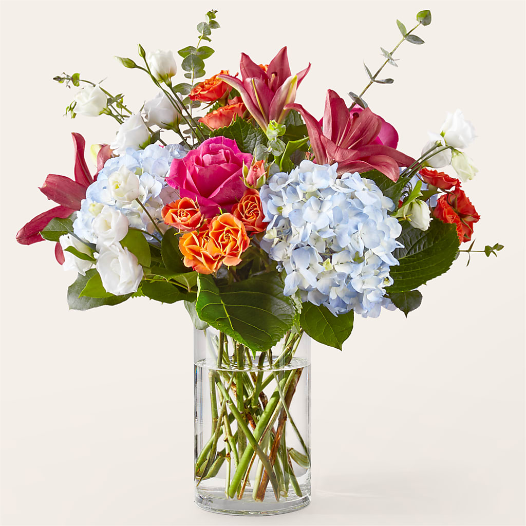 Awestruck Luxury Bouquet – The Arrangement Smiles Unlimited Llc, Anderson IN