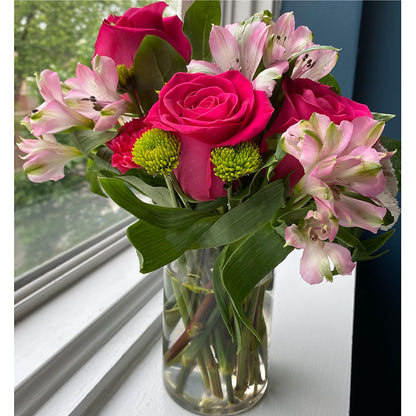 Sweet & Pretty Bouquet –  The Arrangement Smiles Unlimited Llc, Anderson IN