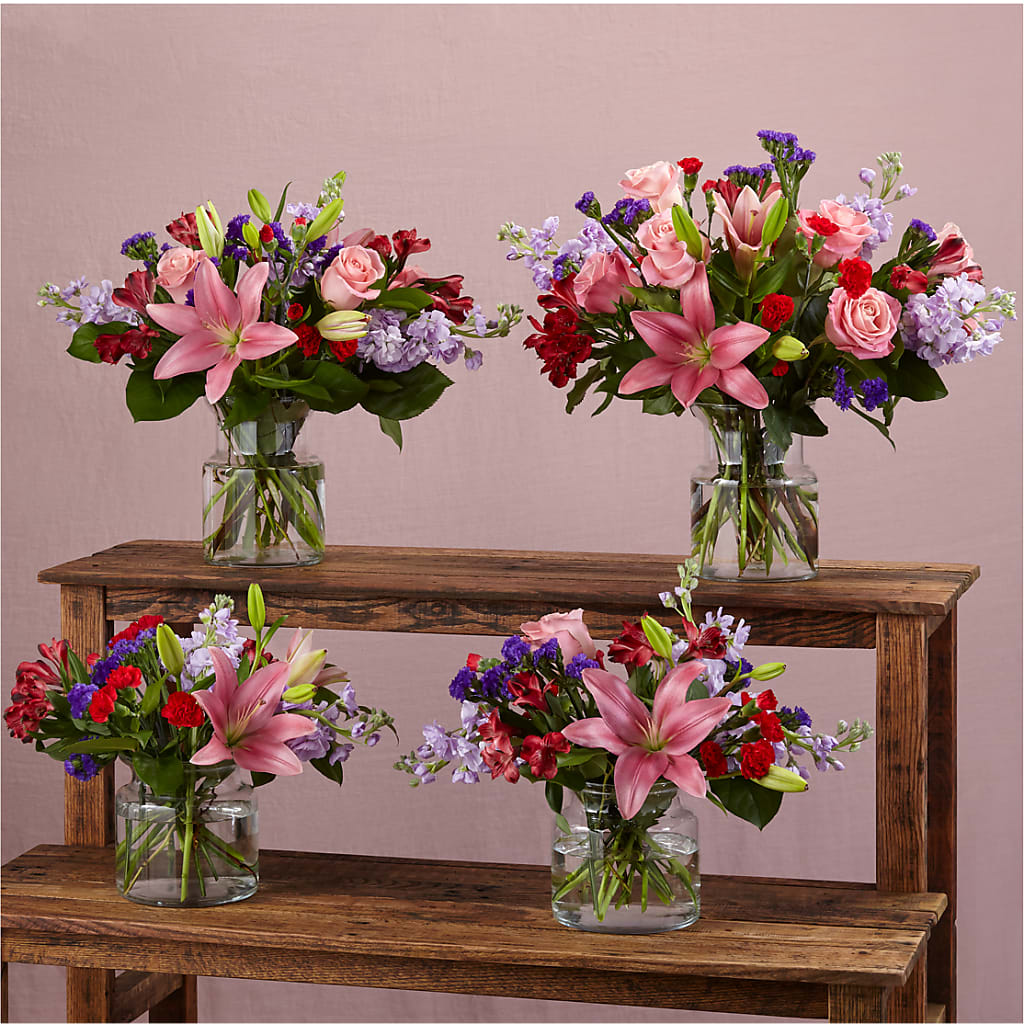 Romantique Bouquet –  The Arrangement Smiles Unlimited Llc, Anderson IN