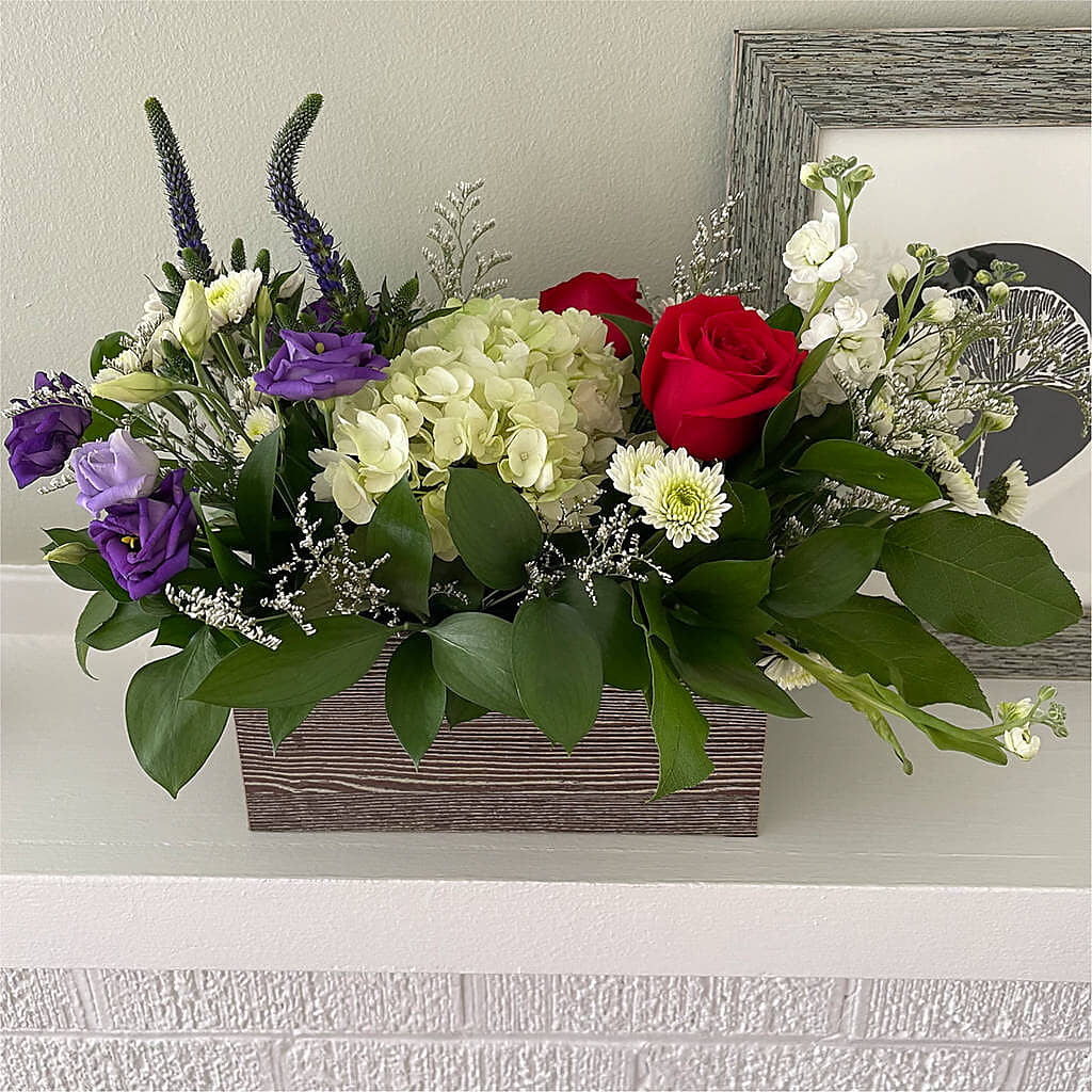 Sweet Magnolia Bouquet –  The Arrangement Smiles Unlimited Llc, Anderson IN