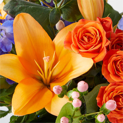 Radiant Citrus Bouquet –  The Arrangement Smiles Unlimited Llc, Anderson IN