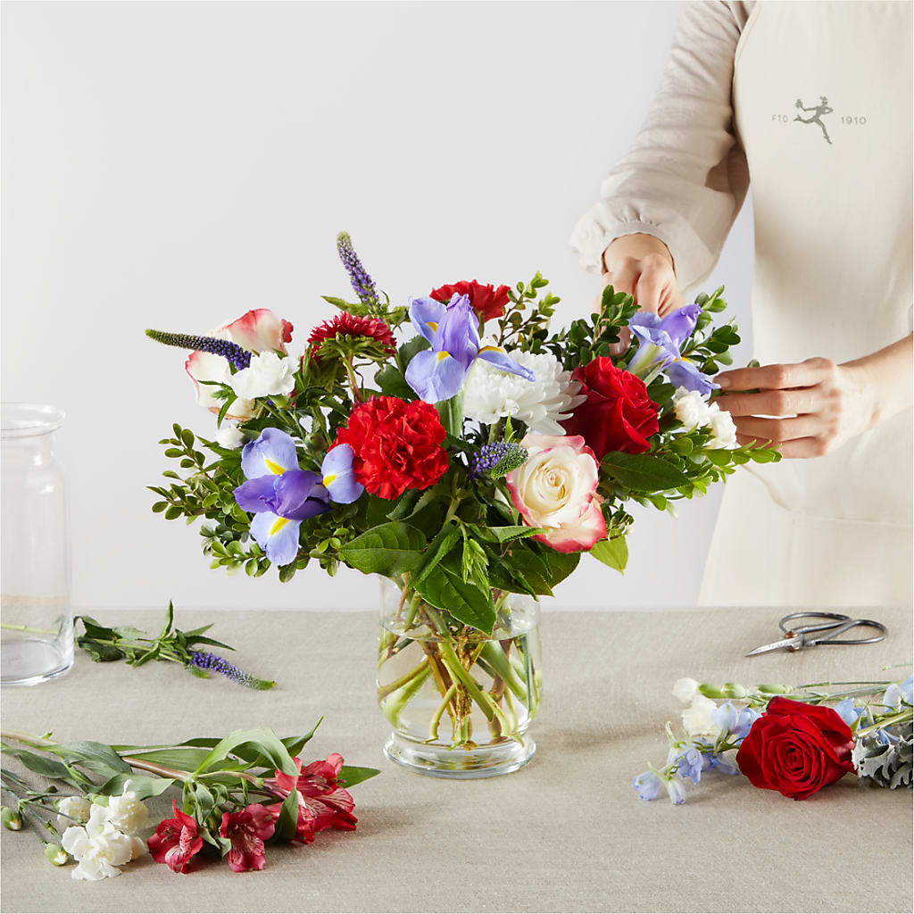 Star Spangled - A Florist Original –  The Arrangement Smiles Unlimited Llc, Anderson IN