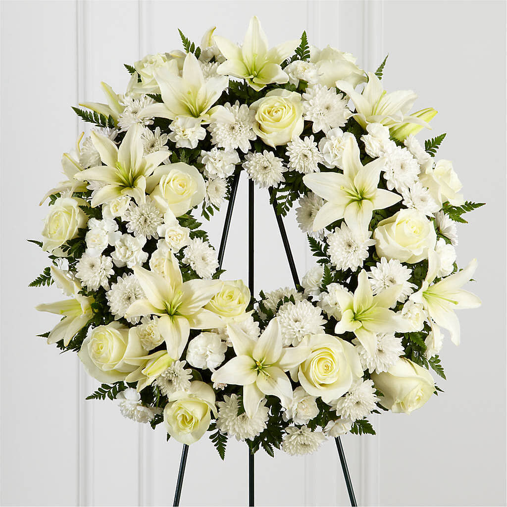 Treasured Tribute Wreath –  The Arrangement Smiles Unlimited Llc, Anderson IN