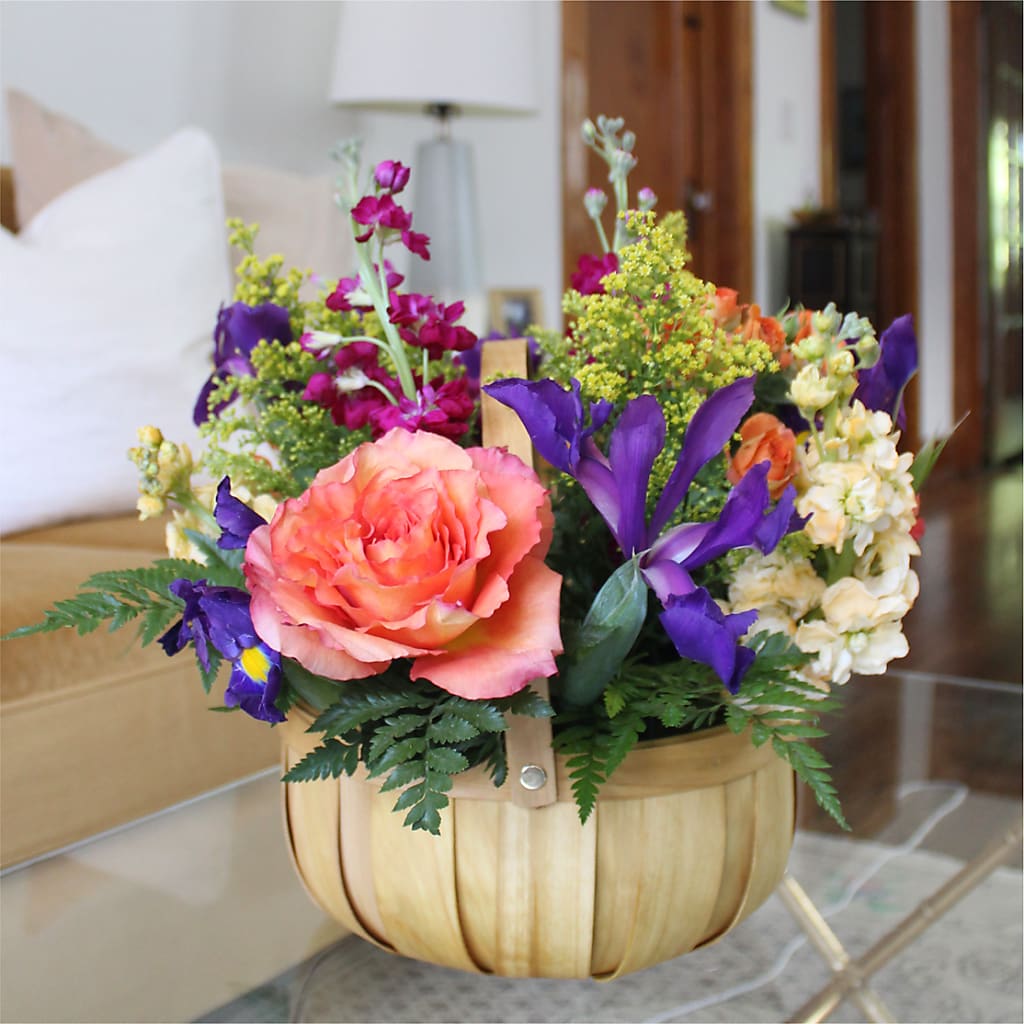 Garden of Life Basket –  The Arrangement Smiles Unlimited Llc, Anderson IN