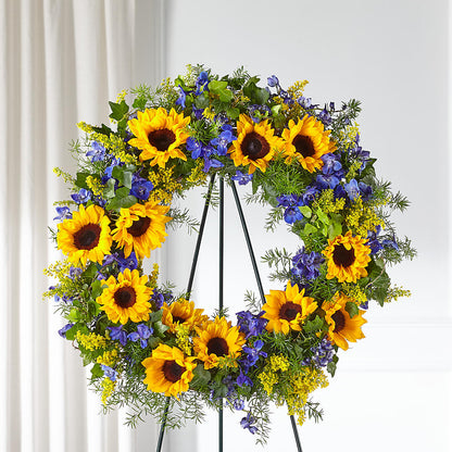 Bright Rays Wreath –  The Arrangement Smiles Unlimited Llc, Anderson IN