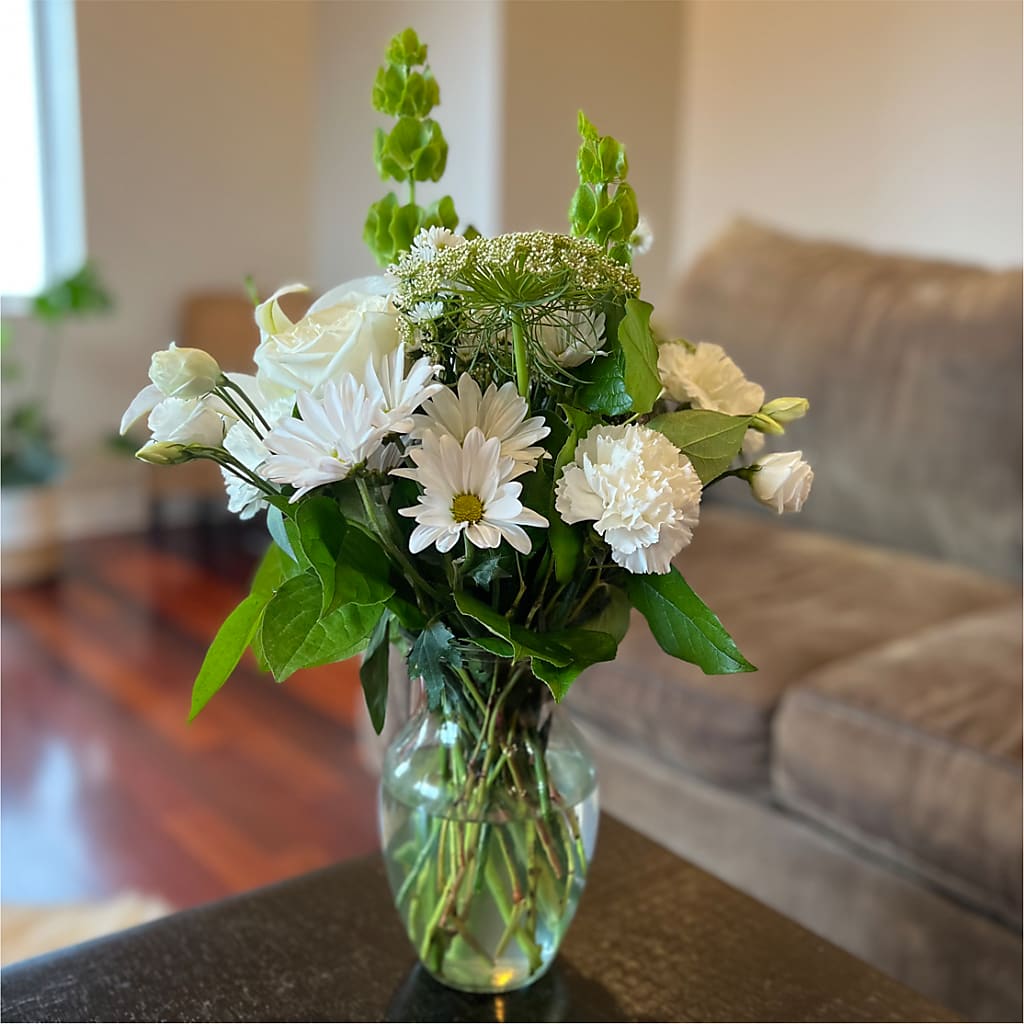 Classic Ivory – A Florist Original –  The Arrangement Smiles Unlimited Llc, Anderson IN