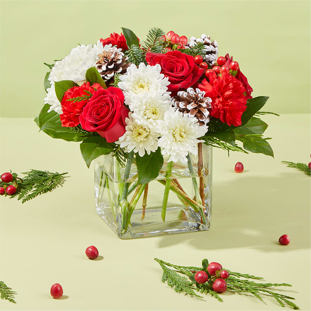Snow Angel Bouquet –  The Arrangement Smiles Unlimited Llc, Anderson IN
