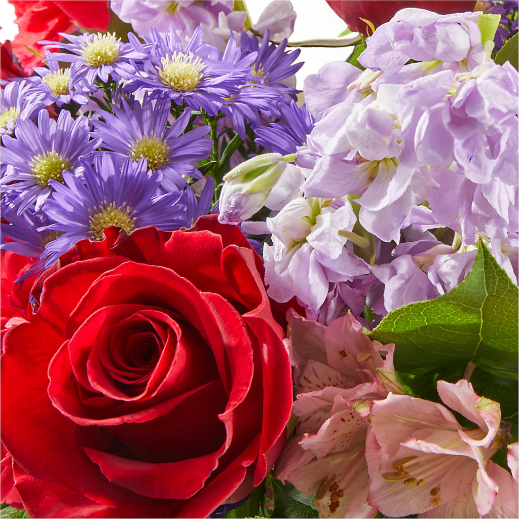Your Majesty Bouquet –  The Arrangement Smiles Unlimited Llc, Anderson IN