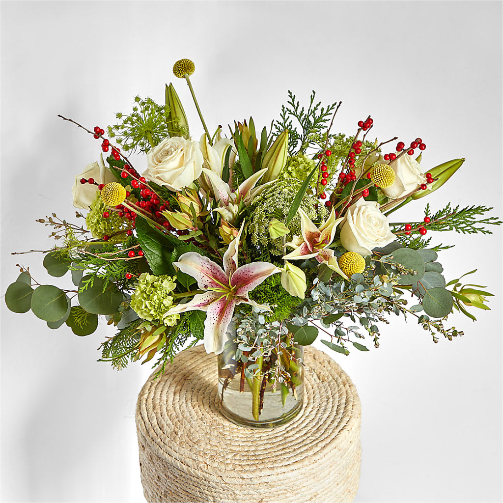 Berry & Bright Bouquet –  The Arrangement Smiles Unlimited Llc, Anderson IN