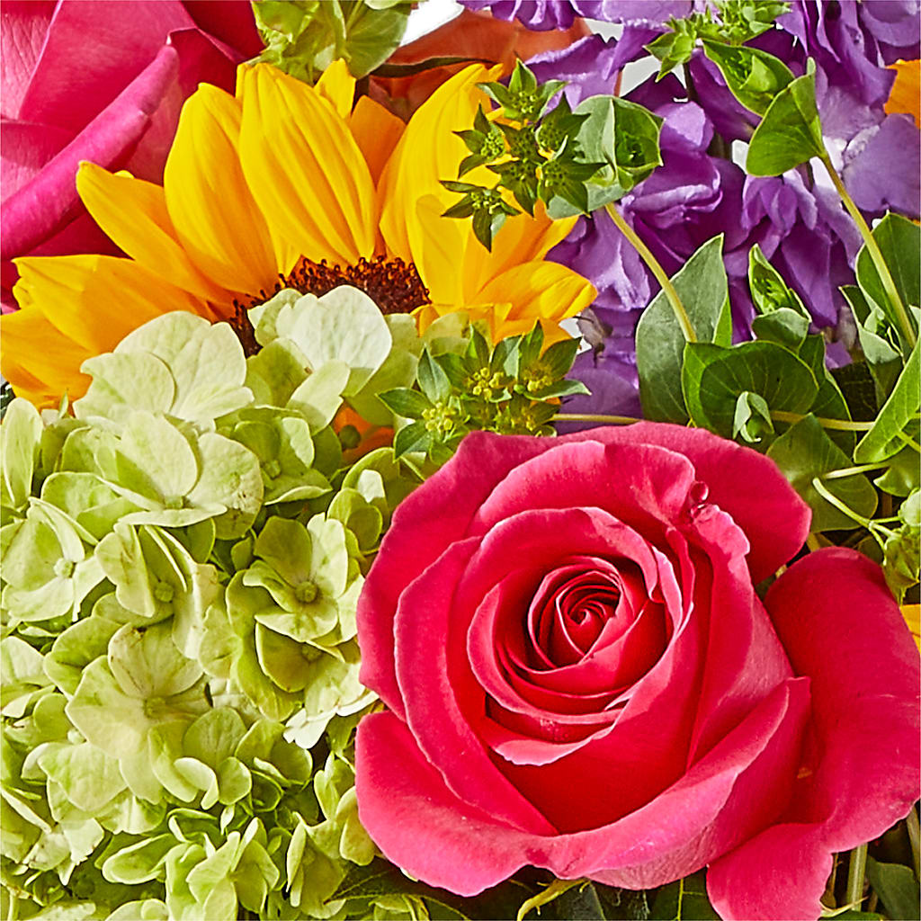 Vibrant Greetings Bouquet –  The Arrangement Smiles Unlimited Llc, Anderson IN