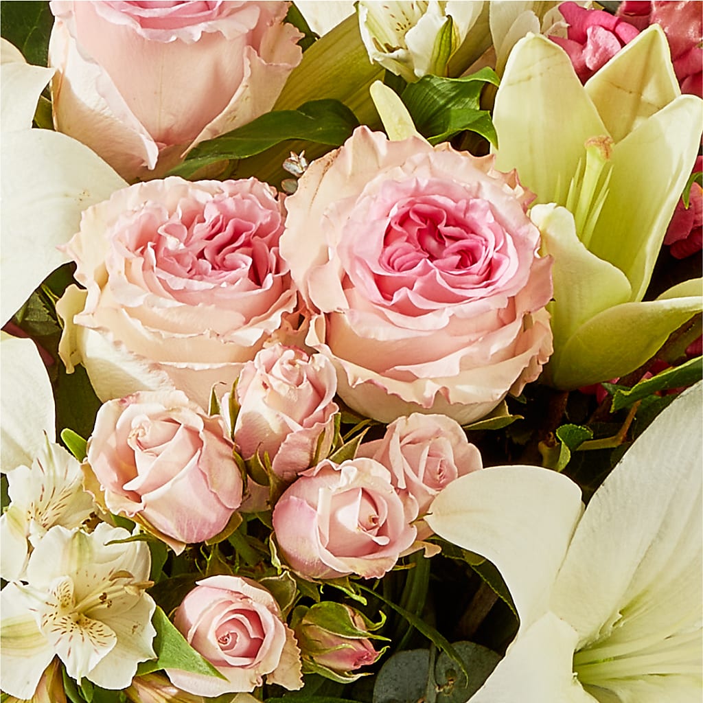 Ballet Slippers Bouquet –  The Arrangement Smiles Unlimited Llc, Anderson IN