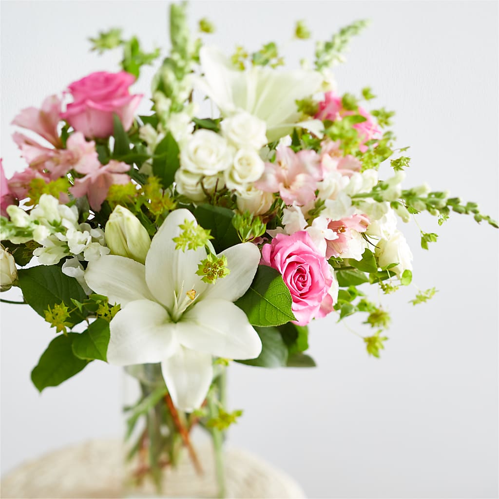 Fondly Bouquet –  The Arrangement Smiles Unlimited Llc, Anderson IN